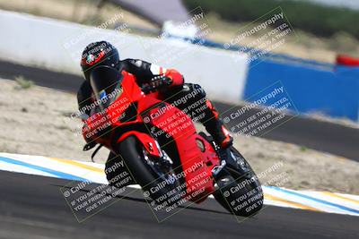 media/Jun-07-2025-TrackDaz (Sat) [[4413525952]]/B Group/1220pm (Turn 1)/